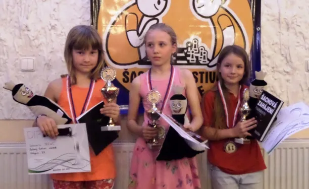 Dobromiła Szewc z pucharem turnieju w Bezmerovie!