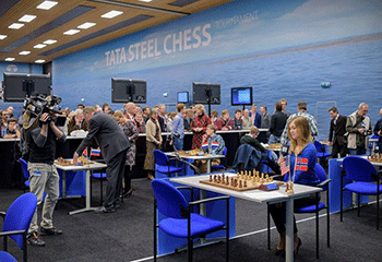 Mistrz Świata przełamuje obronę Mistrzyni Świata!