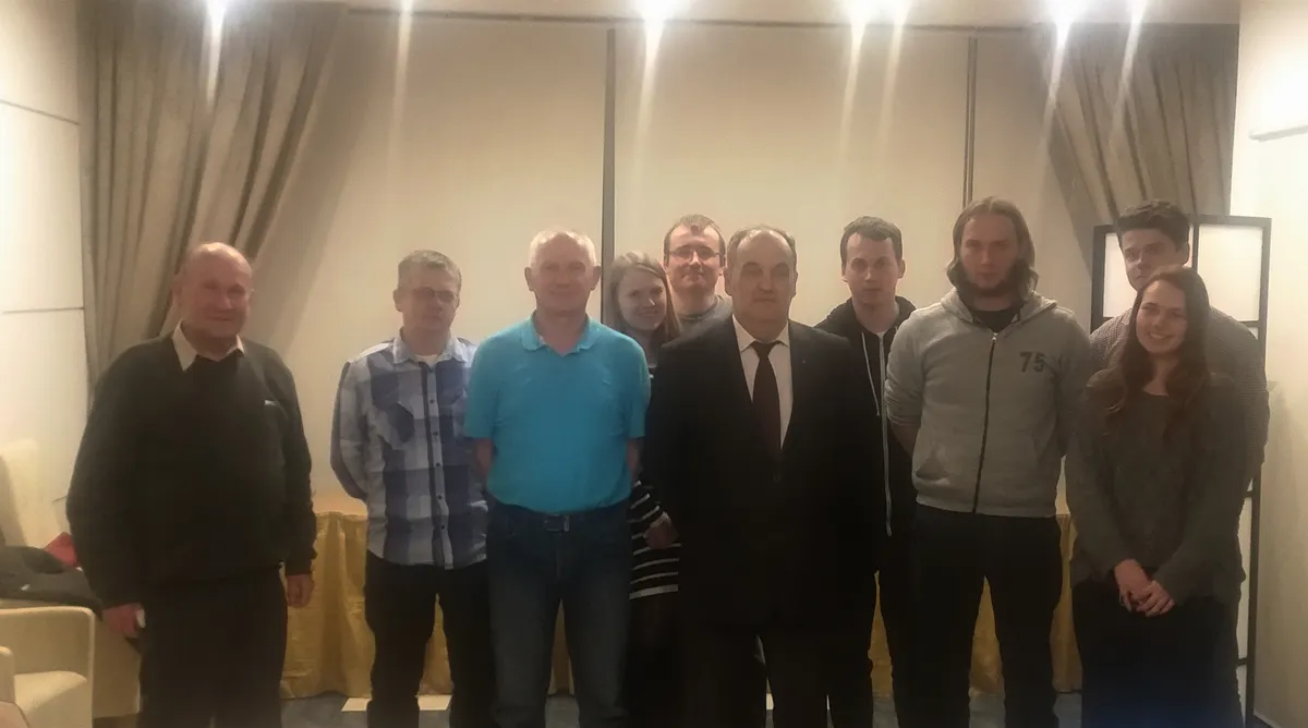 "Debiut to jest najważniejsza część partii!" - Mihail Kislov podczas konsultacji z trenerami Polonii Wrocław