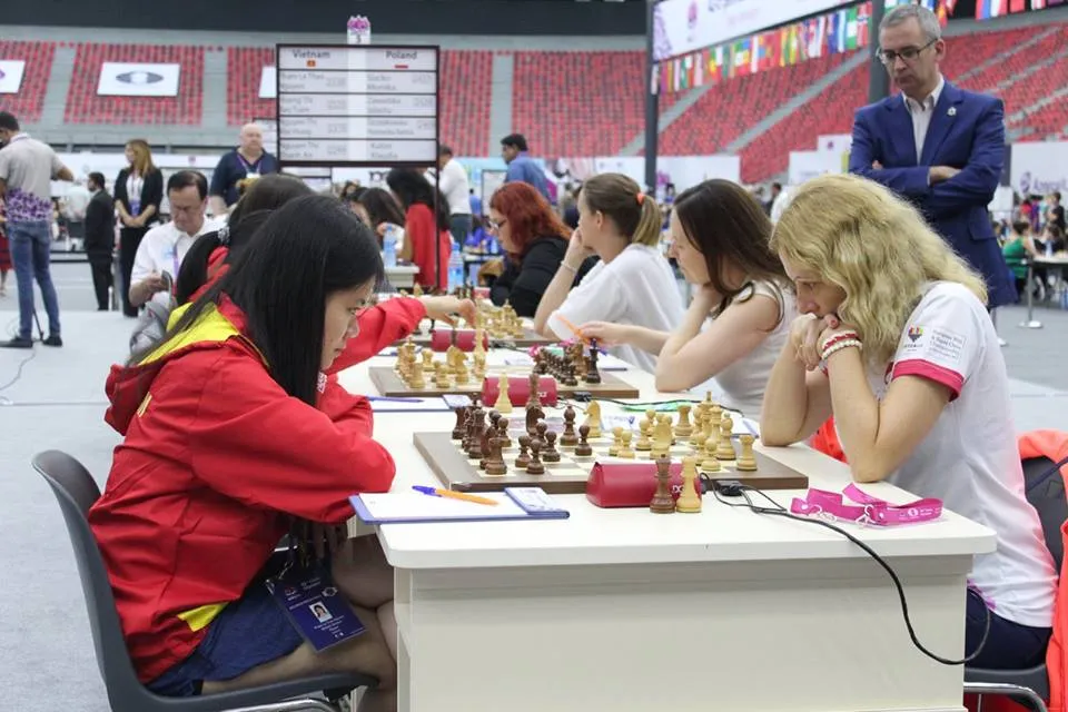 Olimpiada Szachowa: Polki górą, Polacy remisują