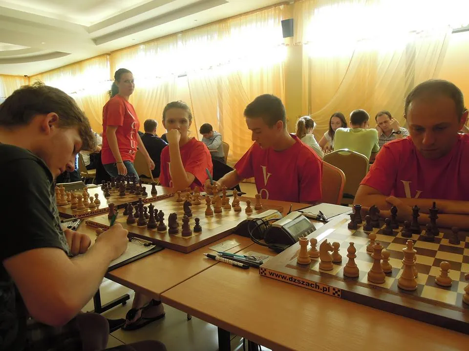 II Liga Seniorów: Remisujemy w 8 rundzie