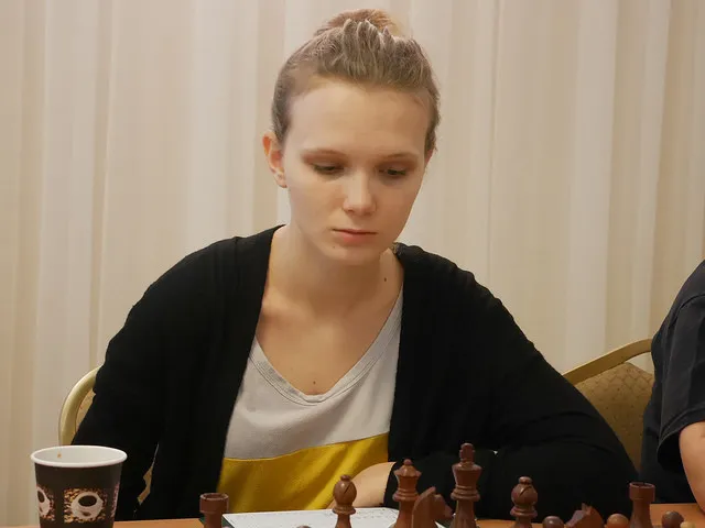 II Liga Seniorów: Sromotna porażka polonistów