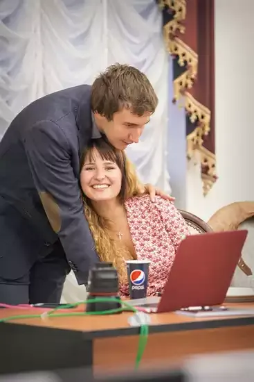 karjakinandwife