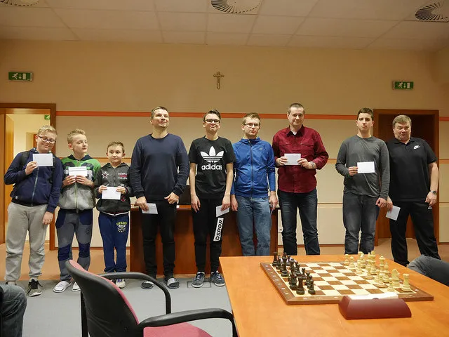 Feryjne starty polonistów