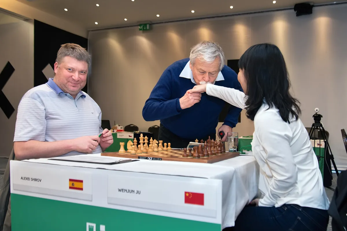 Piękna wygrana Shirova z Mistrzynią Świata