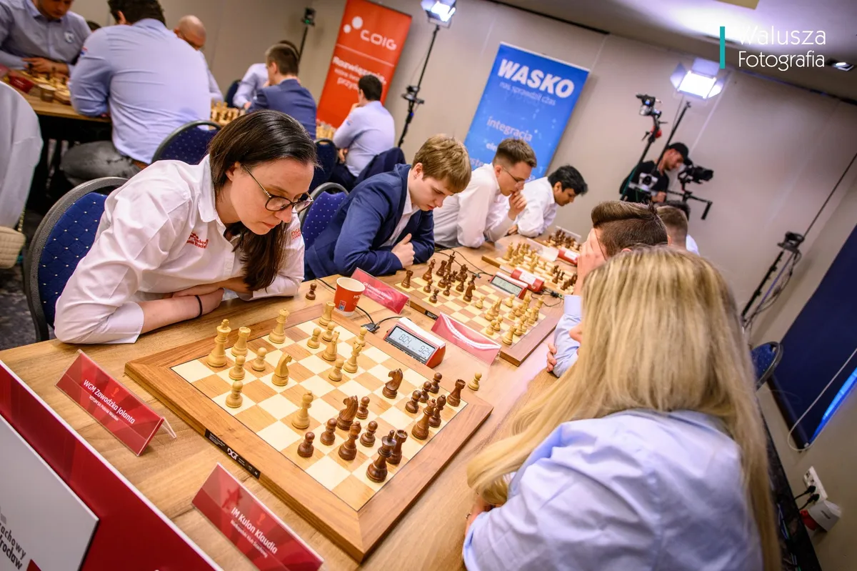 SUPERLIGA NA PÓŁMETKU