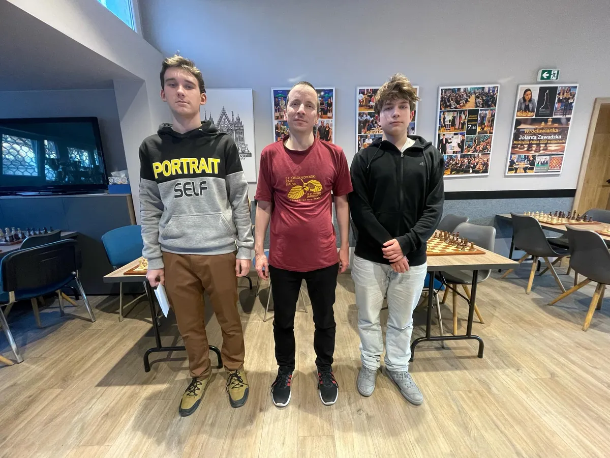 MARCOWY TYSIAK dla DOBROWOLSKIEGO