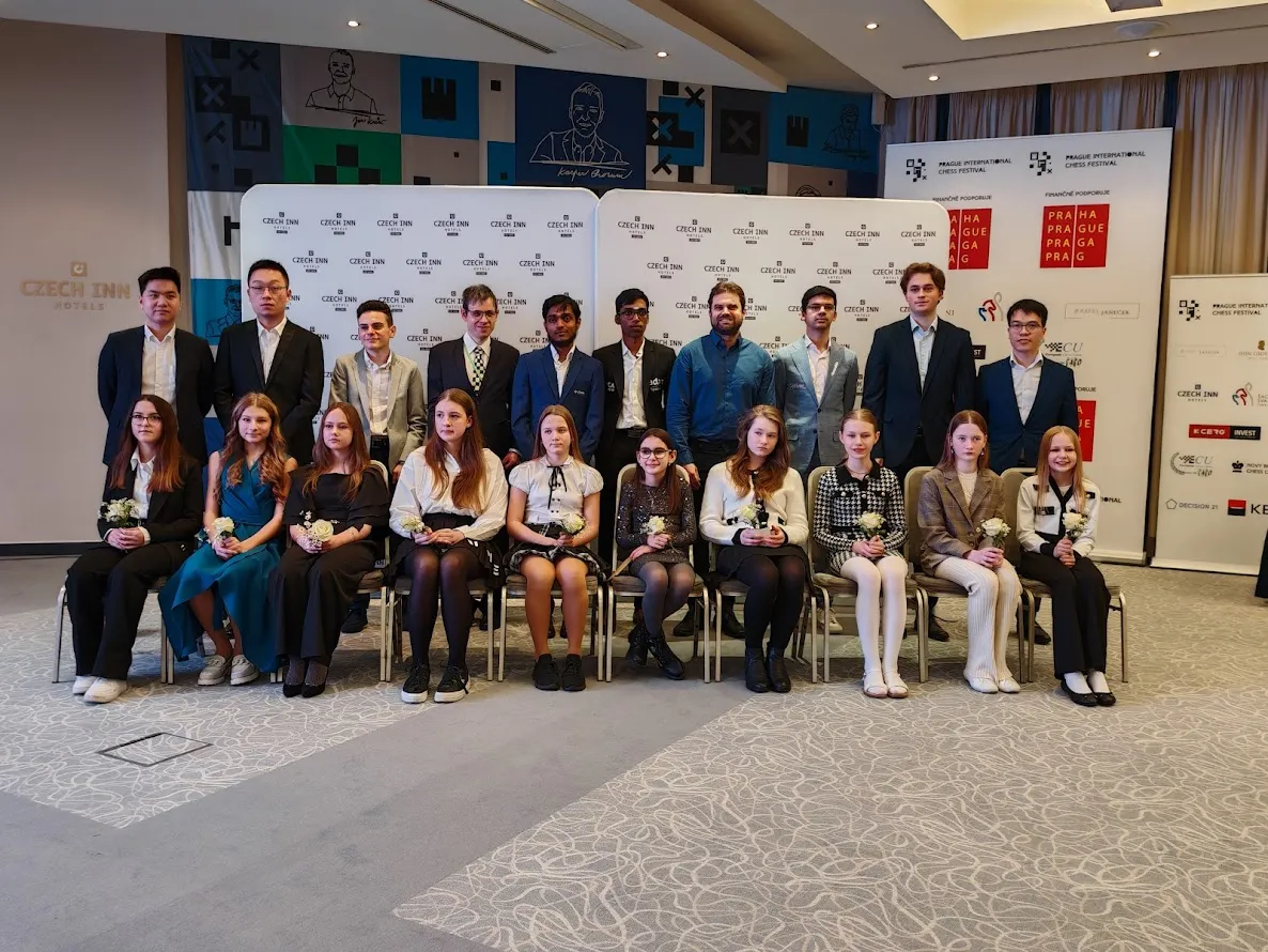 Siostry Rządkowskie w Wielkim Świecie