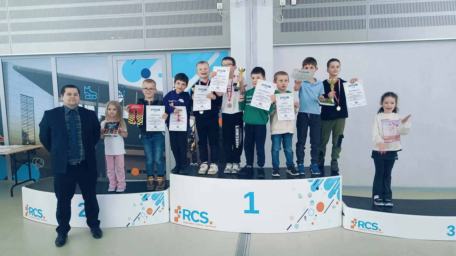 Poloniści z 9 medalami!